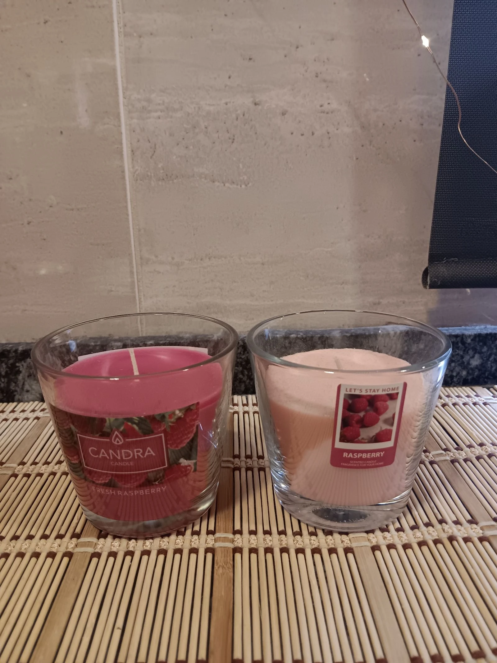 Velas aromáticas nuevas raspberry y frambuesa